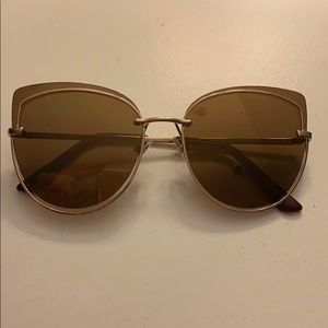 Kat Graham x Foster Grant sunglasses